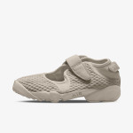 NIKE Спортни обувки WMNS NIKE AIR RIFT 