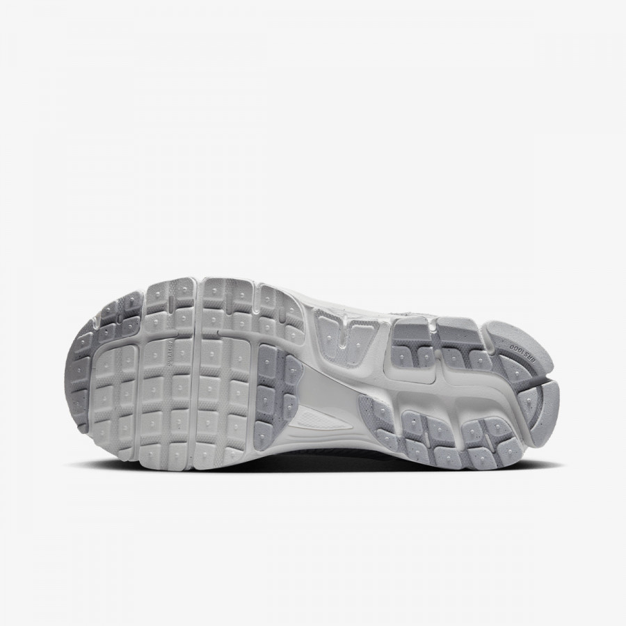 NIKE Спортни обувки W NIKE ZOOM VOMERO 5 SDE 