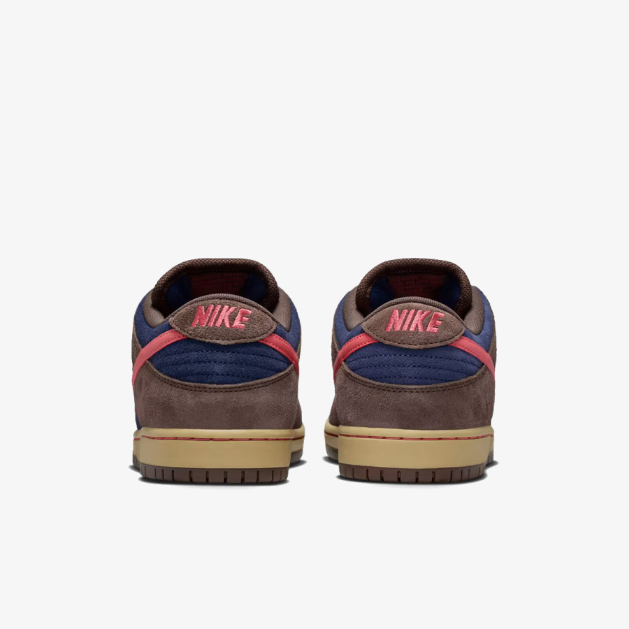 NIKE Спортни обувки NIKE SB DUNK LOW PRO 