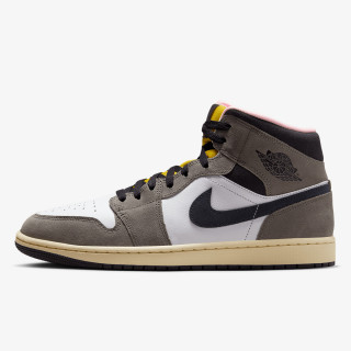 NIKE Спортни обувки AIR JORDAN 1 MID SE 