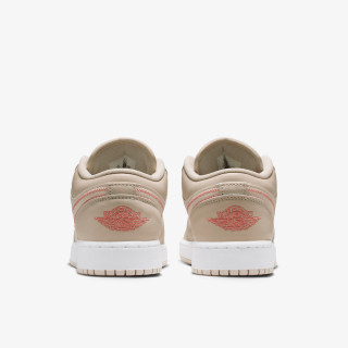 NIKE Спортни обувки AIR JORDAN 1 LOW SE UNI2 BG 