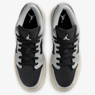 NIKE Спортни обувки AIR JORDAN 1 LOW SE BG 