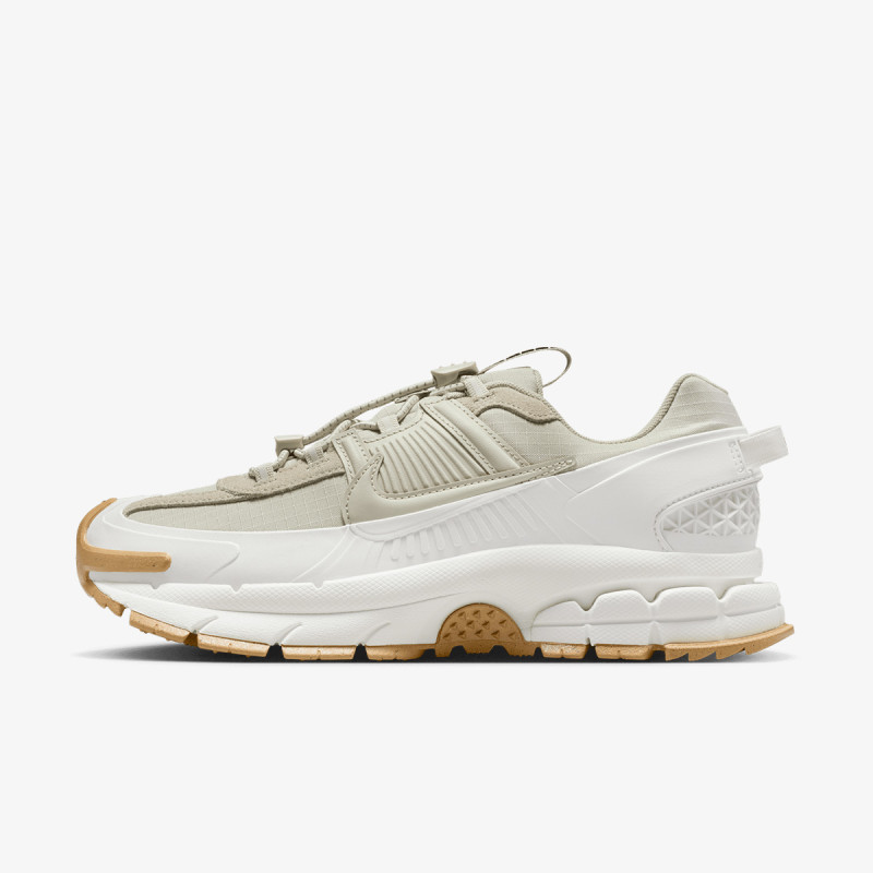 NIKE Спортни обувки W NIKE ZOOM VOMERO ROAM 