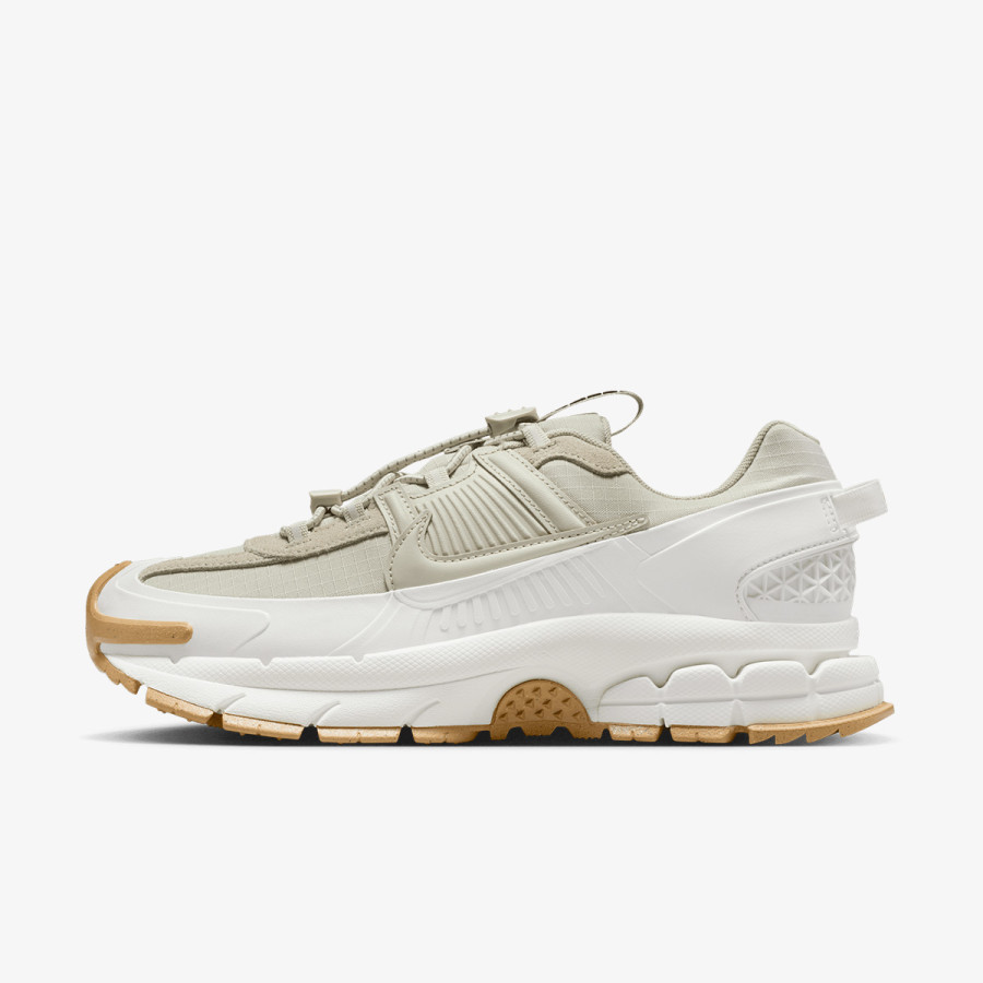 NIKE Спортни обувки W NIKE ZOOM VOMERO ROAM 