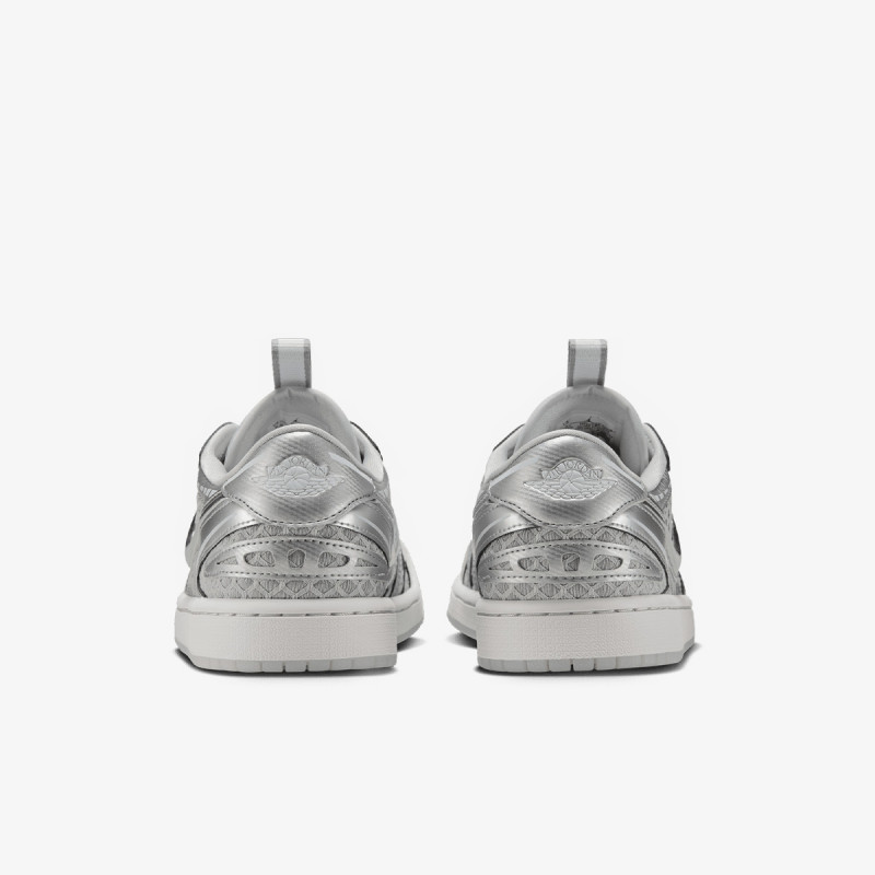 NIKE Спортни обувки WMNS AIR JORDAN 1 MM LOW V3 
