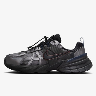 NIKE Спортни обувки NIKE V2K RUN UT 