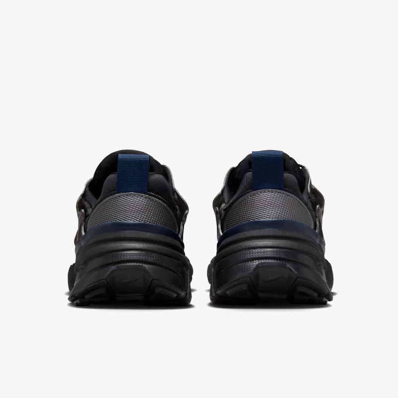 NIKE Спортни обувки NIKE V2K RUN UT 