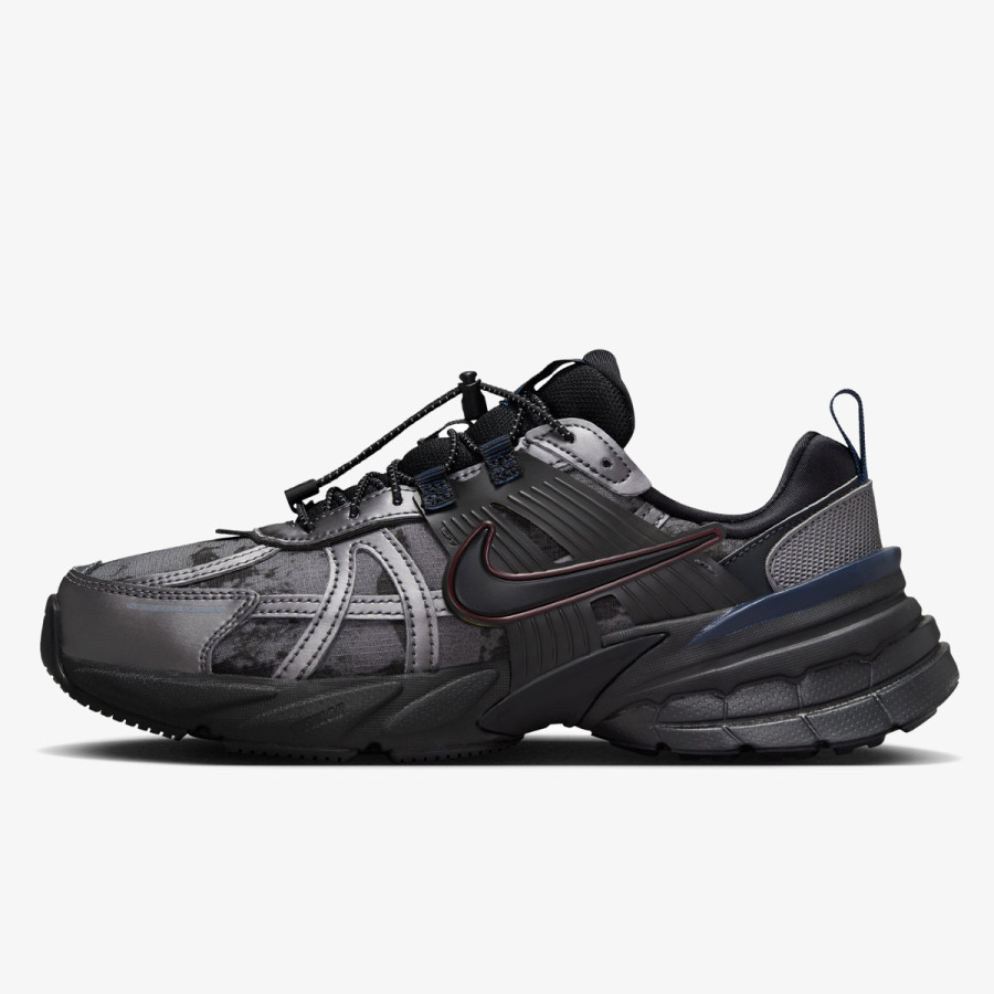 NIKE Спортни обувки NIKE V2K RUN UT 