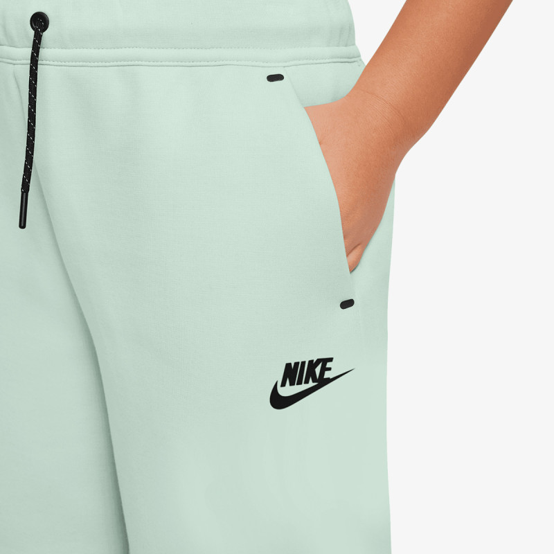 NIKE Къси панталони Tech Fleece 