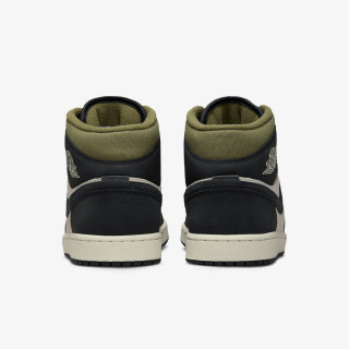 NIKE Спортни обувки AIR JORDAN 1 MID SE 