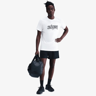 NIKE Тенискa M NK TEE IYKYK FITNESS HO25 