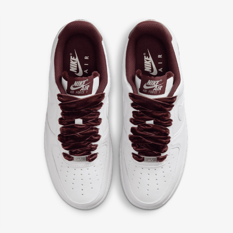 NIKE Спортни обувки W AIR FORCE 1 '07 LACE 