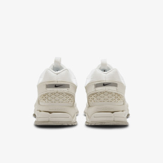 NIKE Спортни обувки NIKE ZOOM VOMERO ROAM 