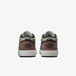 NIKE Спортни обувки AIR JORDAN 1 LOW BG CN 