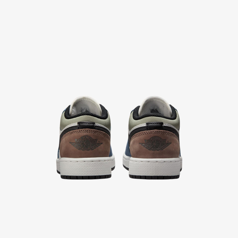 NIKE Спортни обувки AIR JORDAN 1 LOW BG CN 