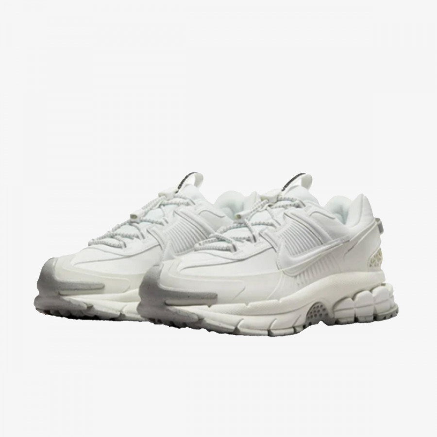 NIKE Спортни обувки W NIKE ZOOM VOMERO ROAM 