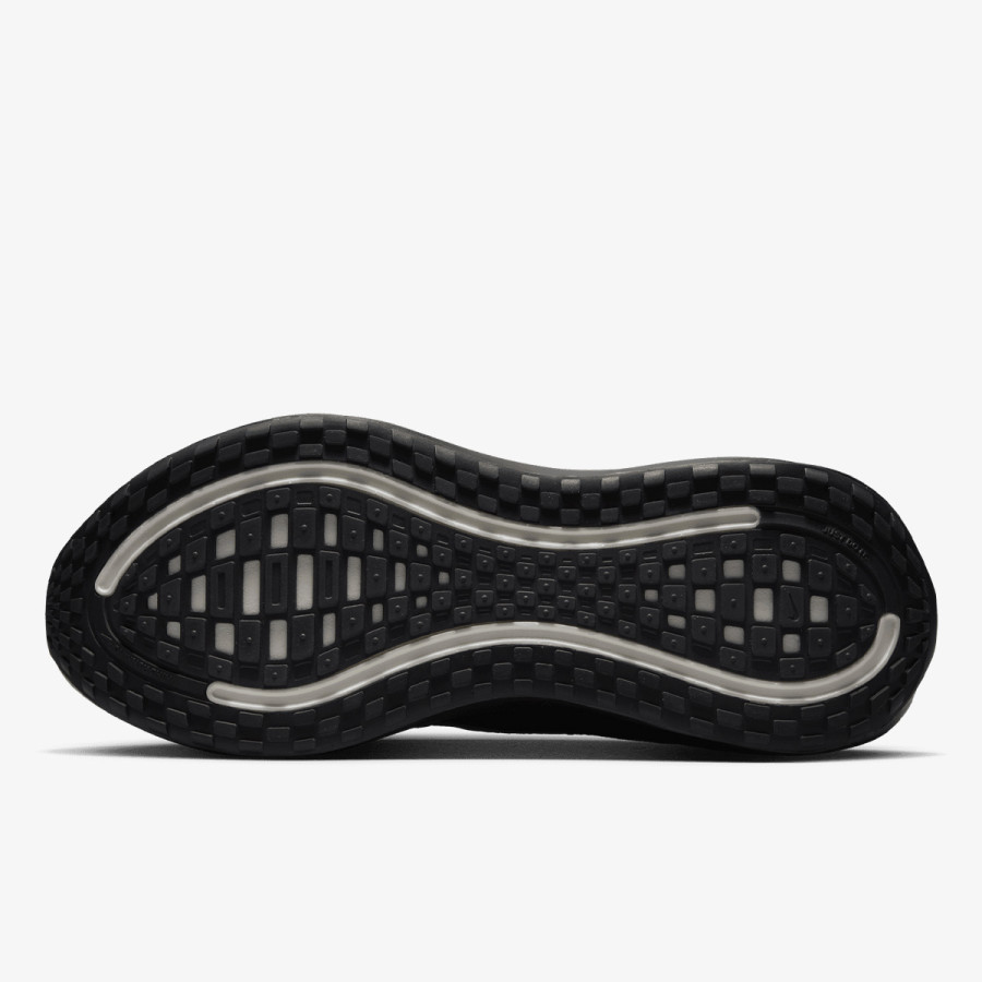 NIKE Спортни обувки NIKE VOMERO PLUS 