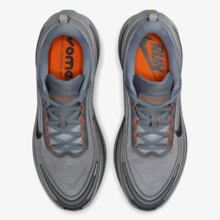 NIKE Спортни обувки NIKE VOMERO PLUS 