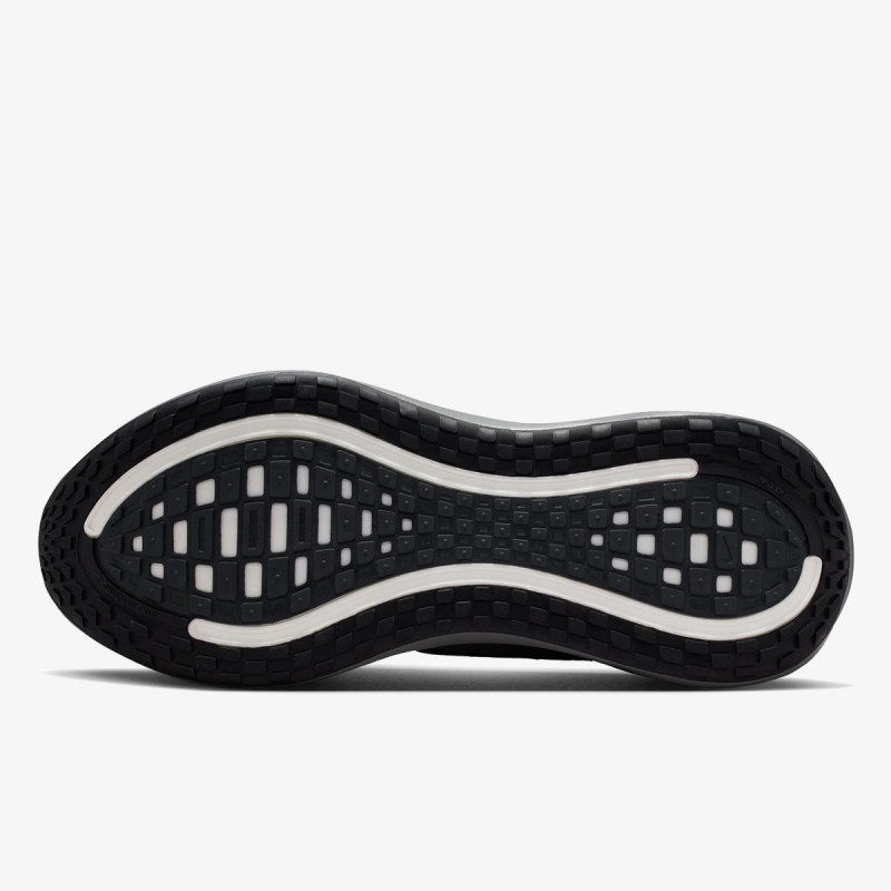 NIKE Спортни обувки NIKE VOMERO PLUS 