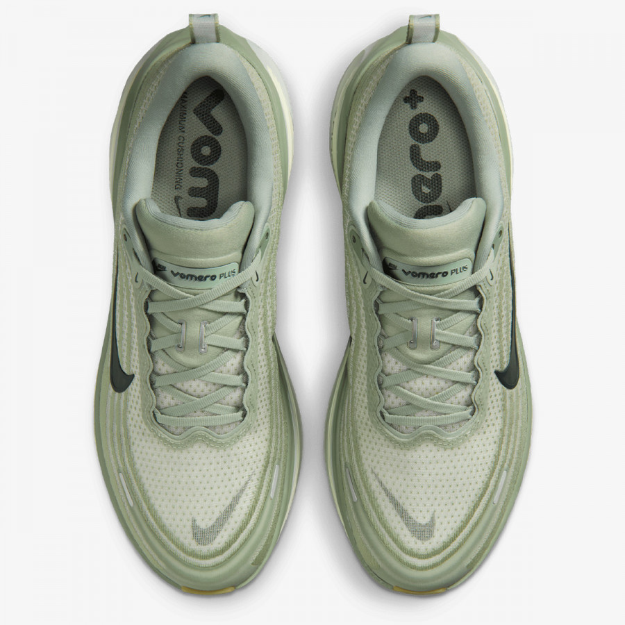NIKE Спортни обувки NIKE VOMERO PLUS 