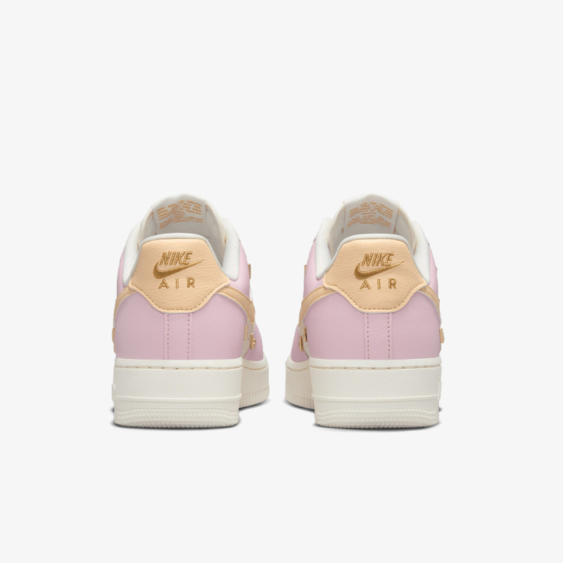 NIKE Спортни обувки WMNS AIR FORCE 1 '07 LX 