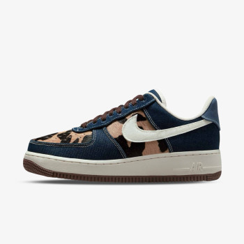 NIKE Спортни обувки W AIR FORCE 1 '07 SP 