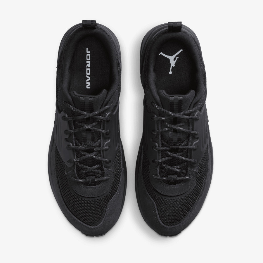 NIKE Спортни обувки JORDAN TRUNNER O/S 