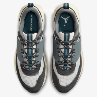 NIKE Спортни обувки JORDAN TRUNNER O/S 