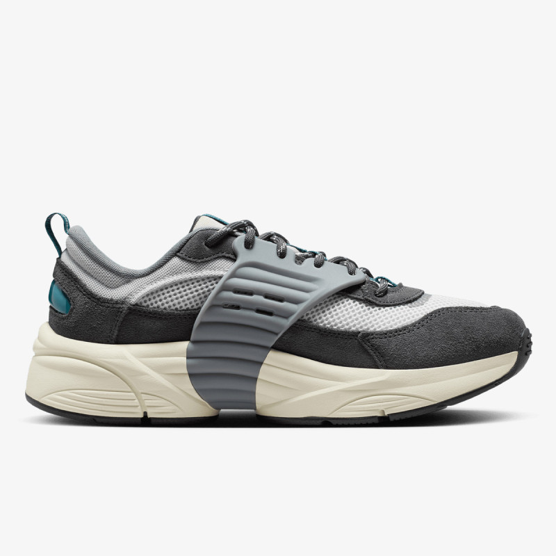 NIKE Спортни обувки JORDAN TRUNNER O/S 