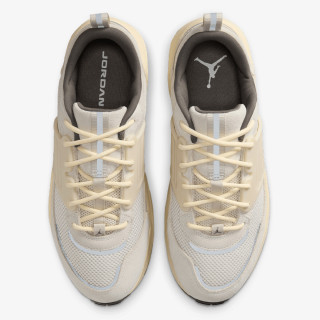 NIKE Спортни обувки JORDAN TRUNNER O/S 