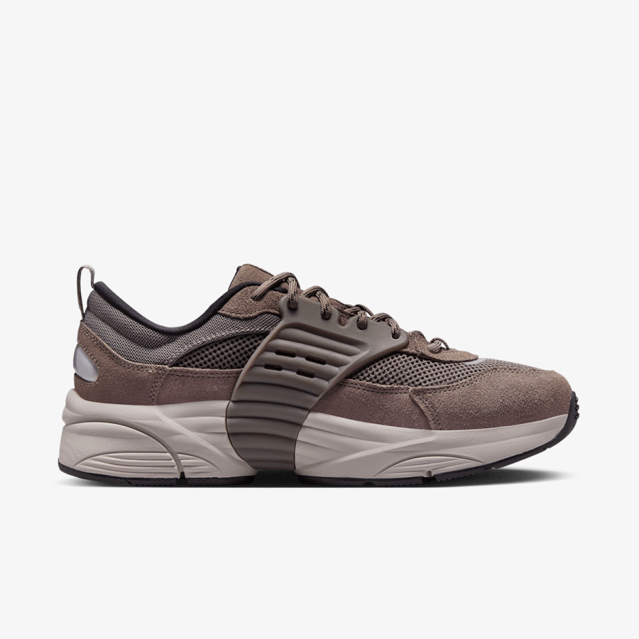 NIKE Спортни обувки JORDAN TRUNNER O/S 
