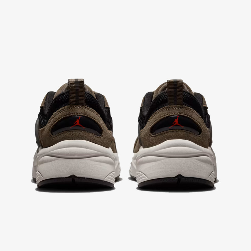 JORDAN Спортни обувки JORDAN TRUNNER O/S 