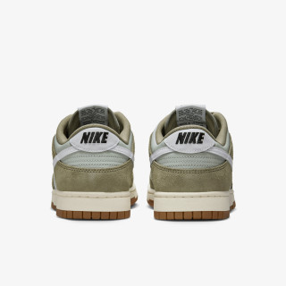 NIKE Спортни обувки NIKE DUNK LOW RETRO SE ESS+ 