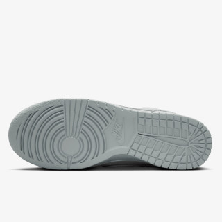 NIKE Спортни обувки NIKE DUNK LOW RETRO SE NUBUCK 