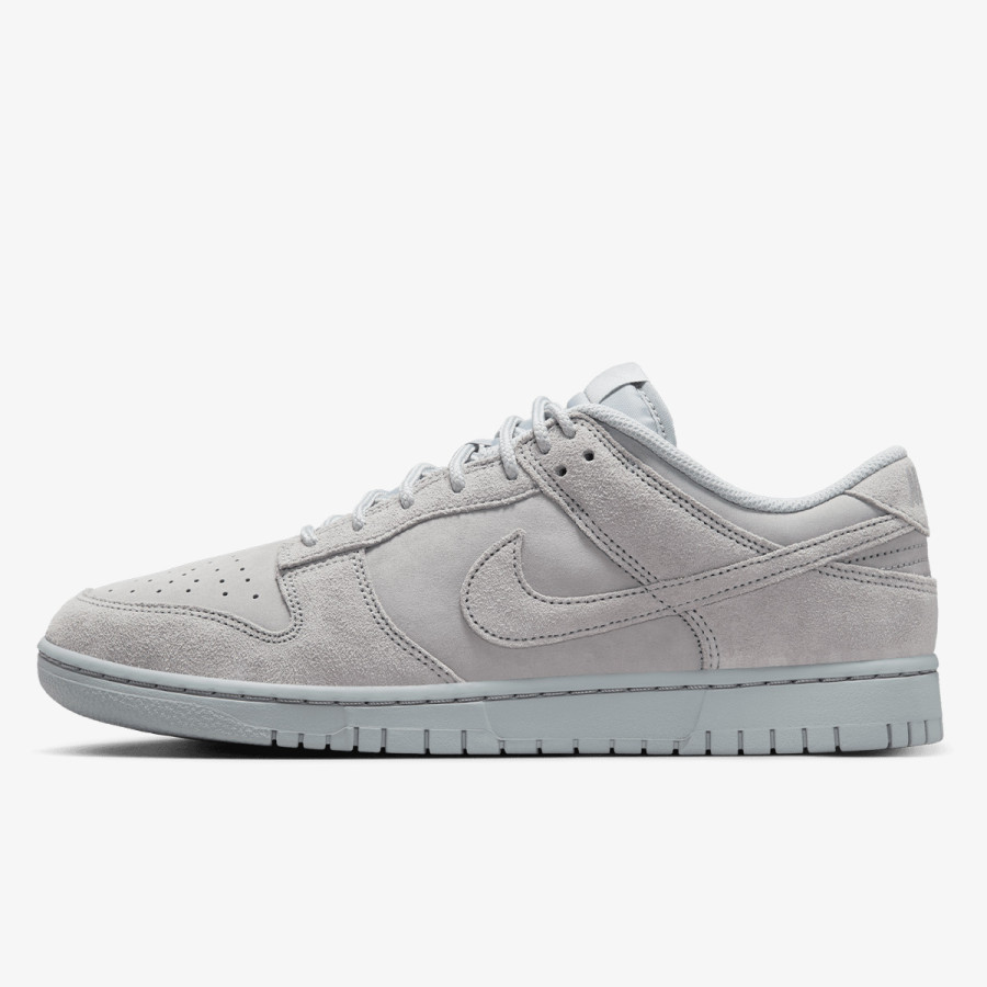 NIKE Спортни обувки NIKE DUNK LOW RETRO SE NUBUCK 