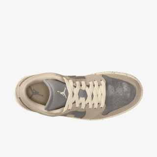 NIKE Спортни обувки WMNS AIR JORDAN 1 LOW SE V2 