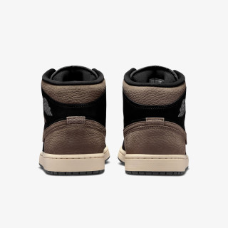 NIKE Спортни обувки AIR JORDAN 1 MID SE 