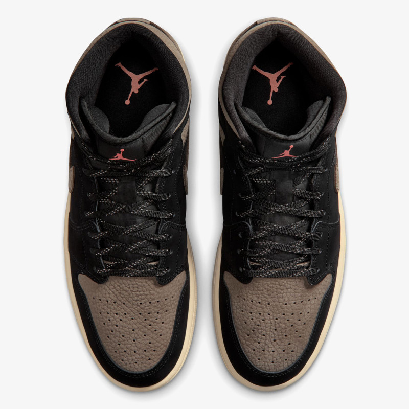 NIKE Спортни обувки AIR JORDAN 1 MID SE 