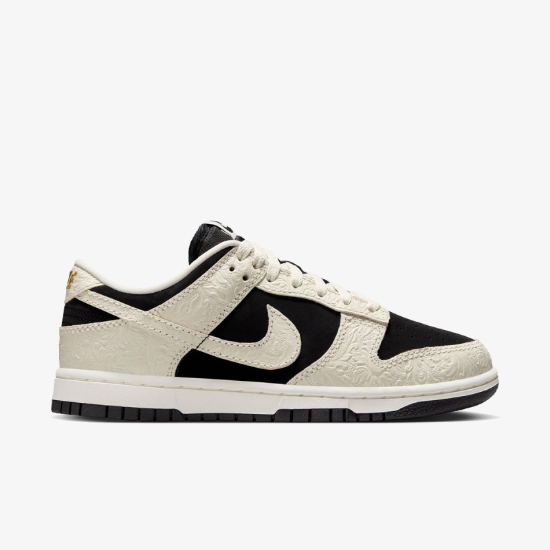 NIKE Спортни обувки WMNS NIKE DUNK LOW SE 