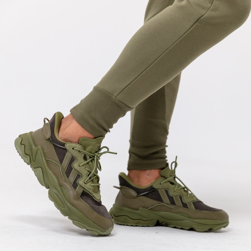 adidas Спортни обувки OZWEEGO 