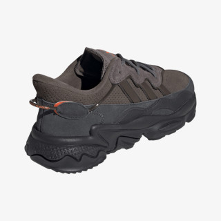 adidas Спортни обувки Ozweego 