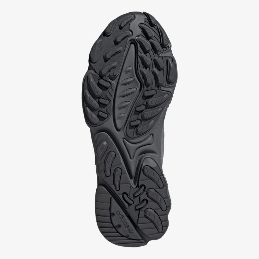 adidas Спортни обувки OZWEEGO TR 