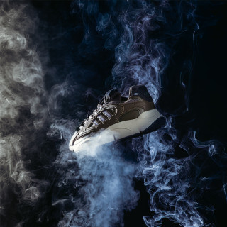 adidas Спортни обувки Ozmillen 