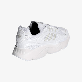 adidas Спортни обувки Ozmillen 