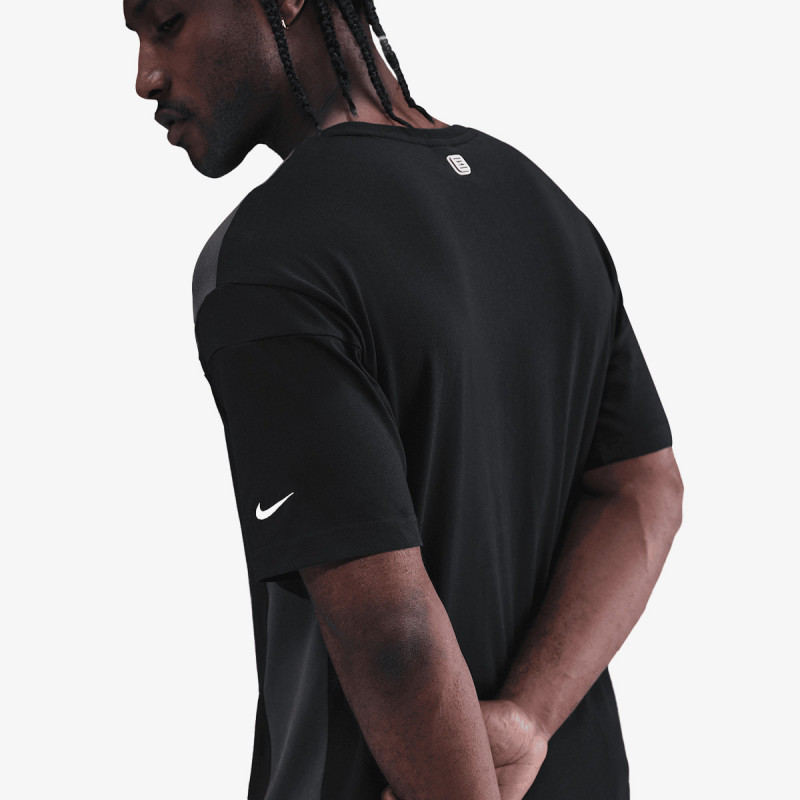 NIKE Тенискa M NSW SS TOP SHOX 