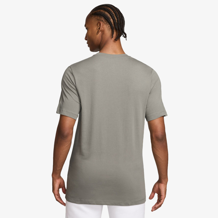 NIKE Тенискa U NSW TEE STD CAFE SWOOSH MUG 