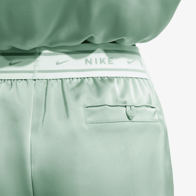 NIKE Къси панталони Sportswear 