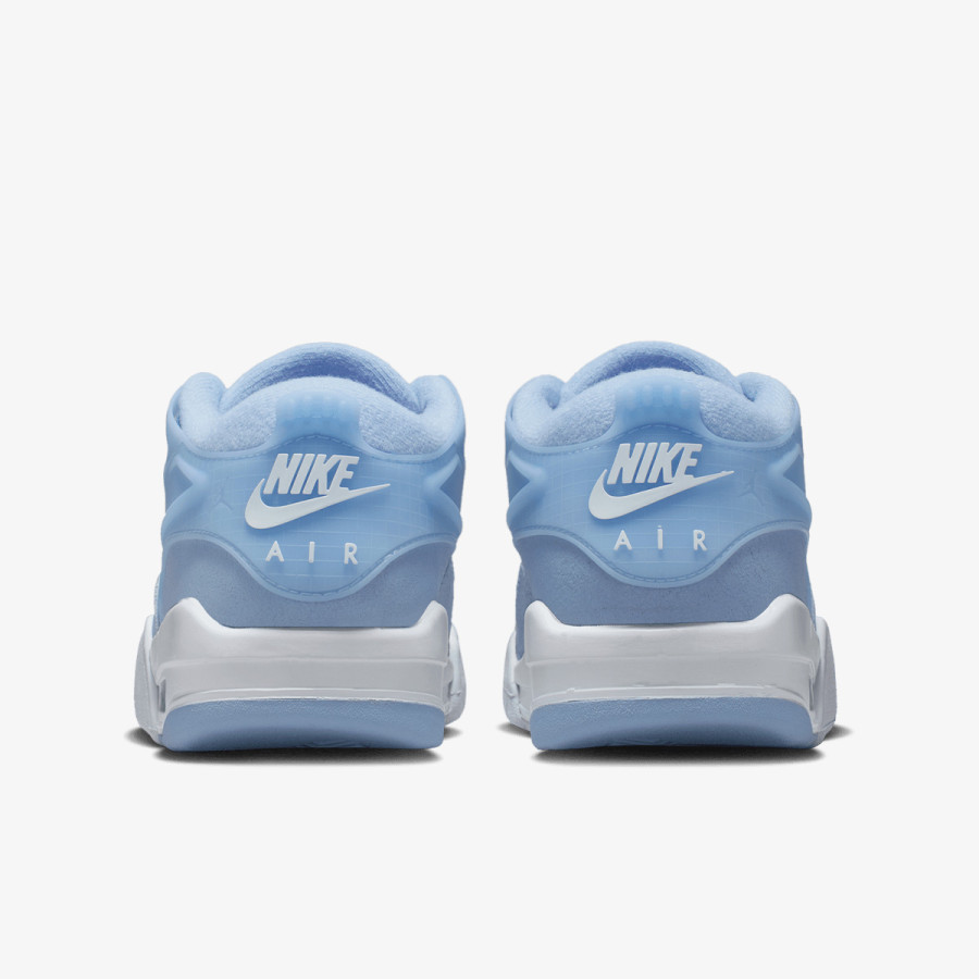 NIKE Спортни обувки AIR JORDAN 4 RM SE FEM BG 
