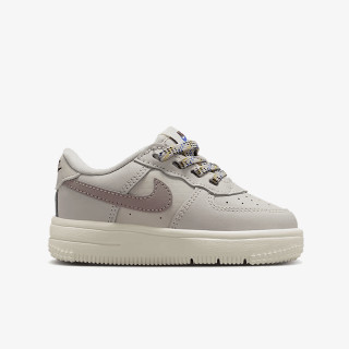 NIKE Спортни обувки Force 1 