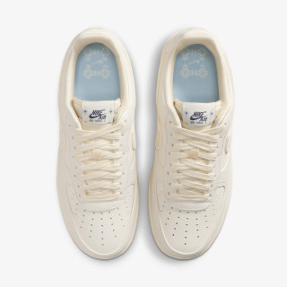 NIKE Спортни обувки WMNS AIR FORCE 1 '07 LX CN 